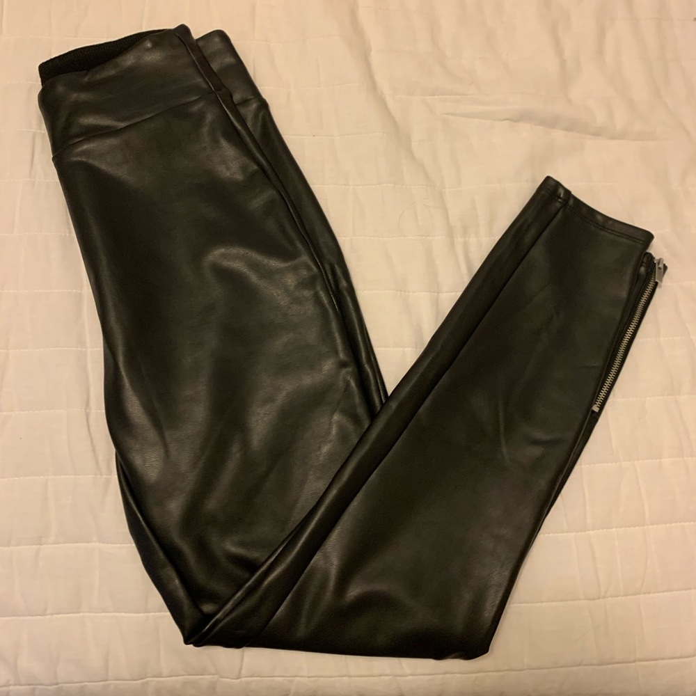 Abercrombie & Fitch Vegan Leather Tights
